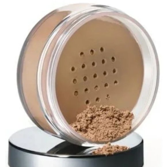 Beige 2 Mary Kay Mineral Powder Foundation -  Discontinued - hard to find - 2010 - Picture 4 of 4